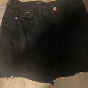 Judy Blue destroyed shorts